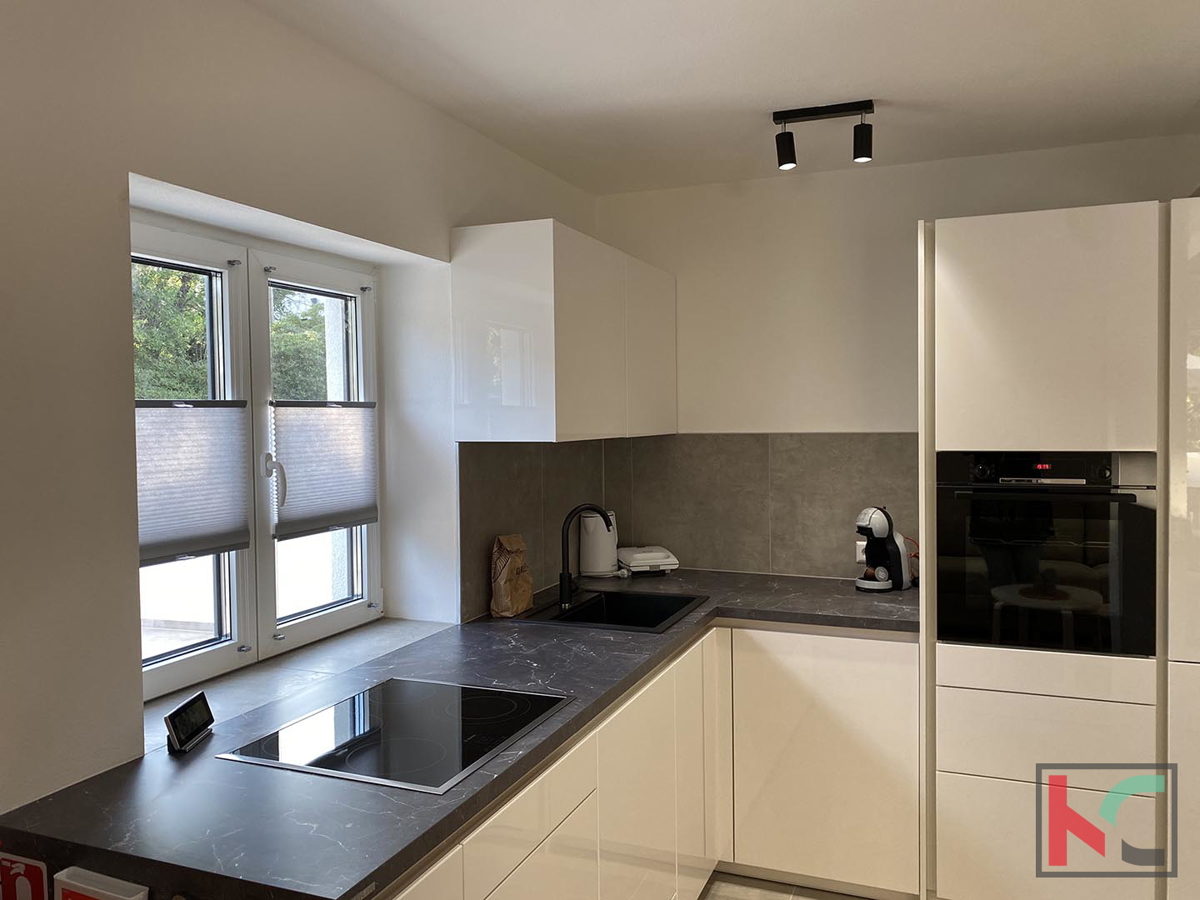 Istra, Premantura, hiša s 3 luksuznimi apartmaji in pogledom na morje, #prodaja
