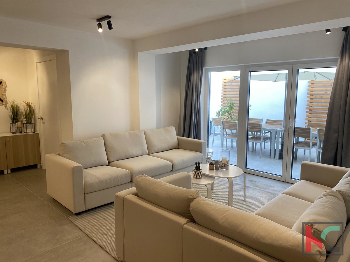 Istra, Premantura, hiša s 3 luksuznimi apartmaji in pogledom na morje, #prodaja