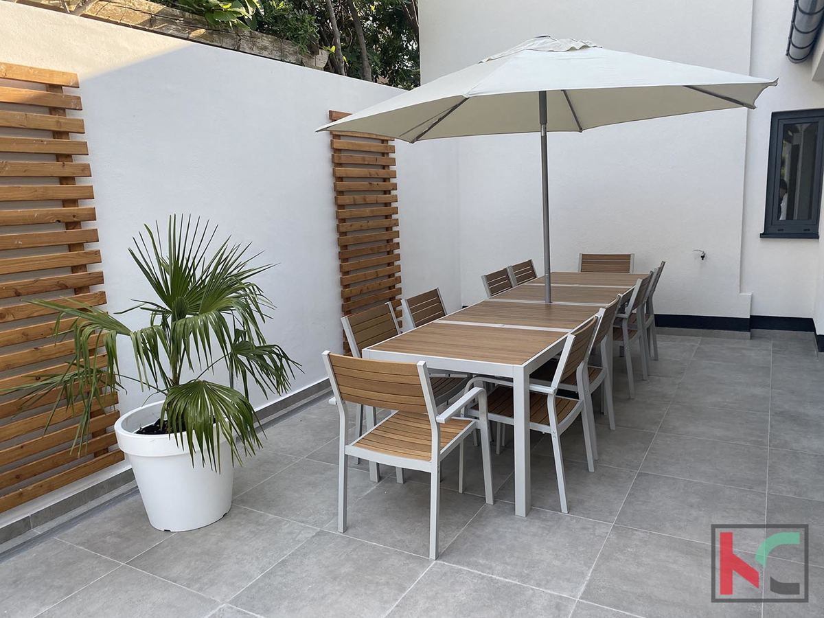 Istra, Premantura, hiša s 3 luksuznimi apartmaji in pogledom na morje, #prodaja