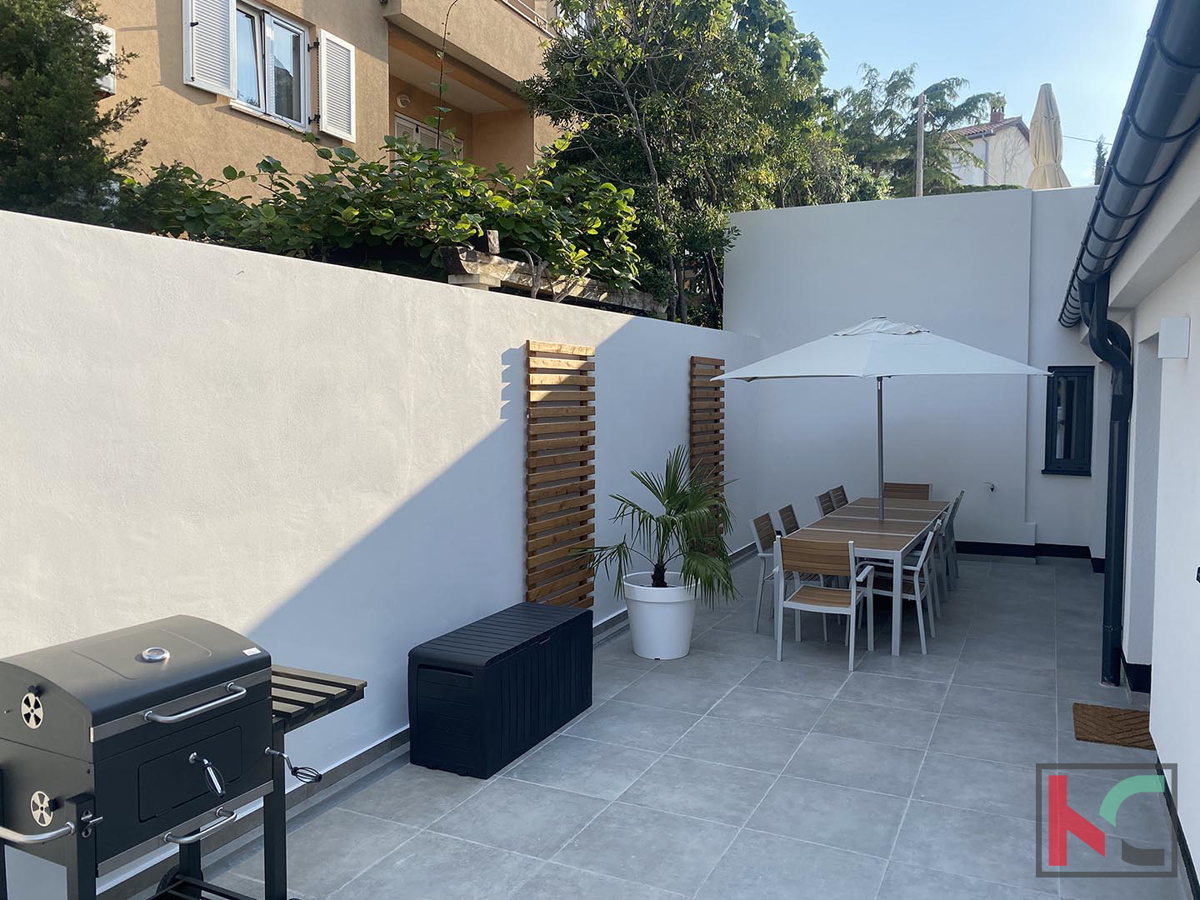 Istra, Premantura, hiša s 3 luksuznimi apartmaji in pogledom na morje, #prodaja
