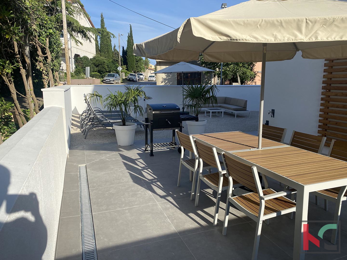 Istra, Premantura, hiša s 3 luksuznimi apartmaji in pogledom na morje, #prodaja