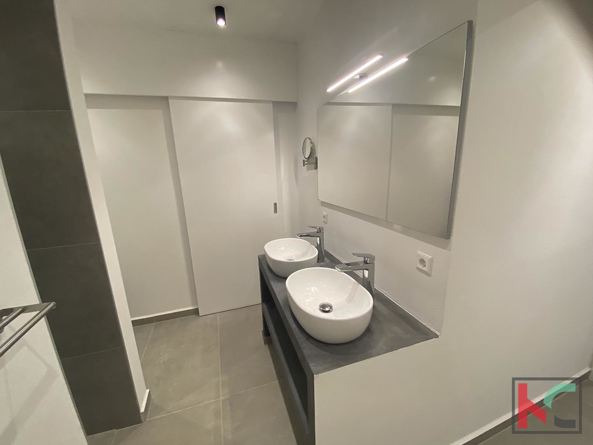 Istra, Premantura, hiša s 3 luksuznimi apartmaji in pogledom na morje, #prodaja