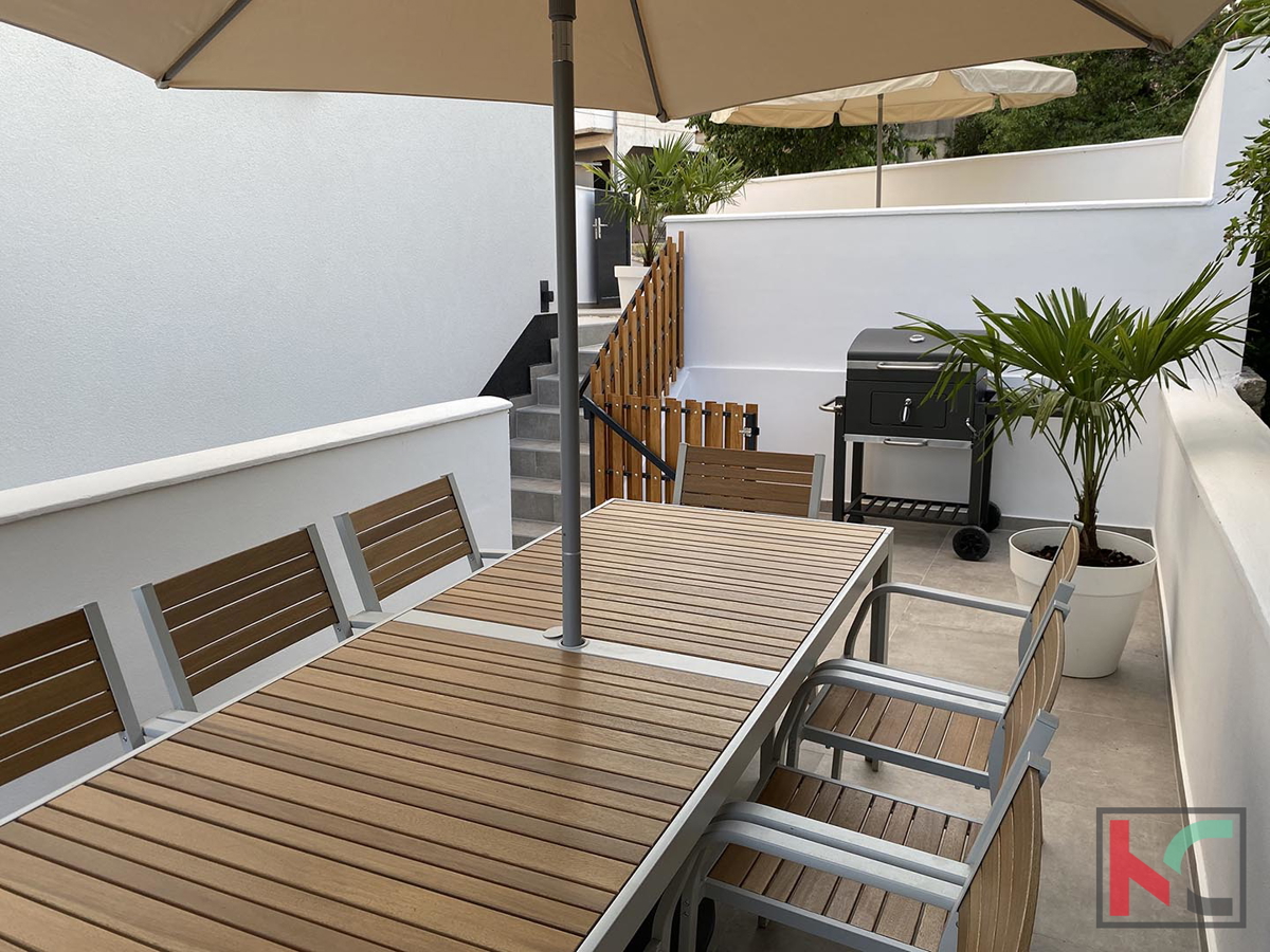 Istra, Premantura, hiša s 3 luksuznimi apartmaji in pogledom na morje, #prodaja