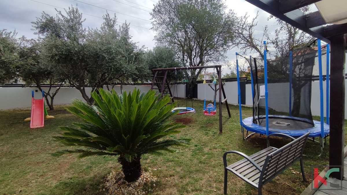 Istra, Vodnjan, počitniška hiša z bazenom in urejenim vrtom na mirni lokaciji, #razprodaja