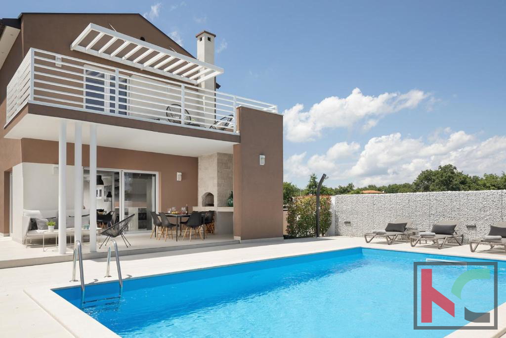 Istra, Svetvinčenat, moderna Vila 230m2, #prodaja
