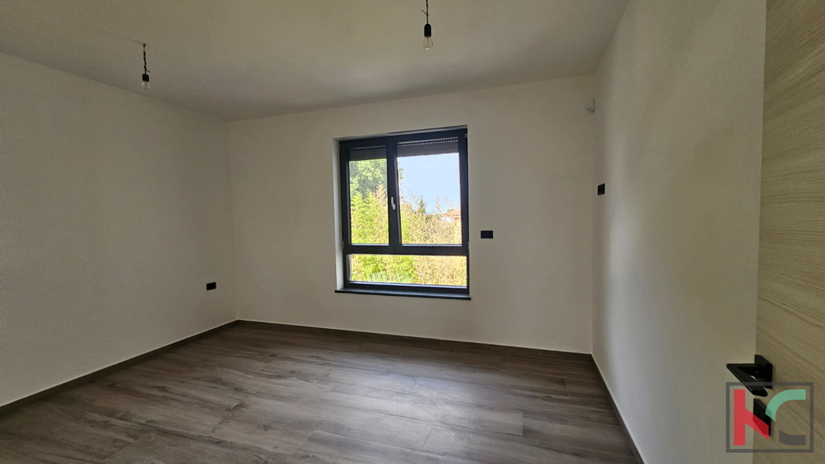 Istra, Medulin, dvojček v izgradnji z bazenom in vrtom, garaža, blizu morja, #prodaja