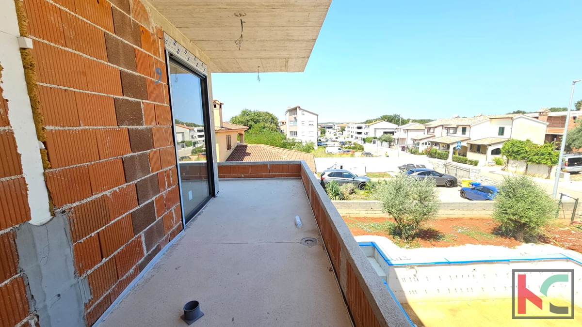 Istra, Medulin, dvojček v izgradnji z bazenom in vrtom, garaža, blizu morja, #prodaja