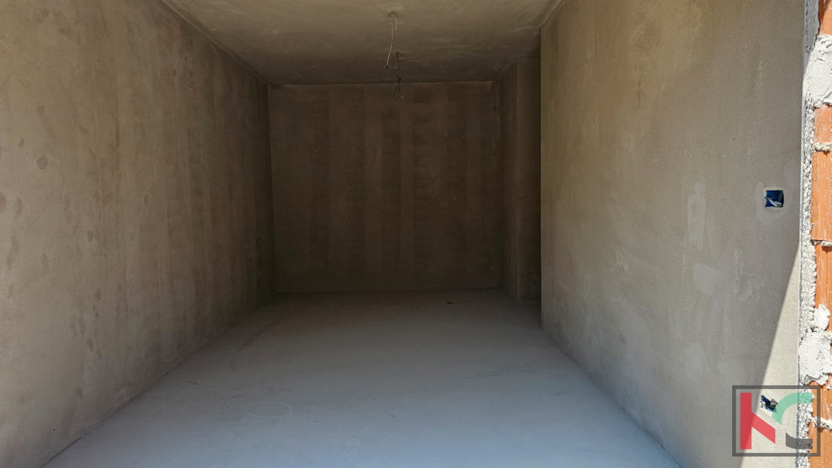 Istra, Medulin, dvojček v izgradnji z bazenom in vrtom, garaža, blizu morja, #prodaja