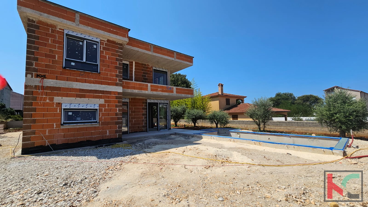 Istra, Medulin, dvojček v izgradnji z bazenom in vrtom, garaža, blizu morja, #prodaja