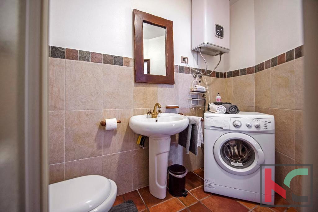 Istra, Rovinj, center, hiša s tremi stanovanjskimi enotami #prodaja