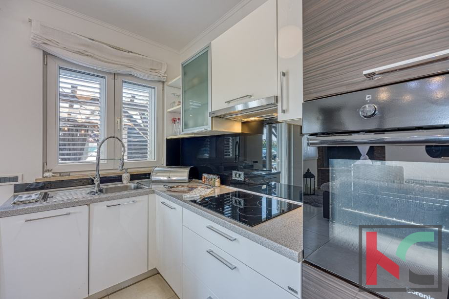 Rovinj, samostojna hiša z bazenom in lepim vrtom 1020m2 #prodaja
