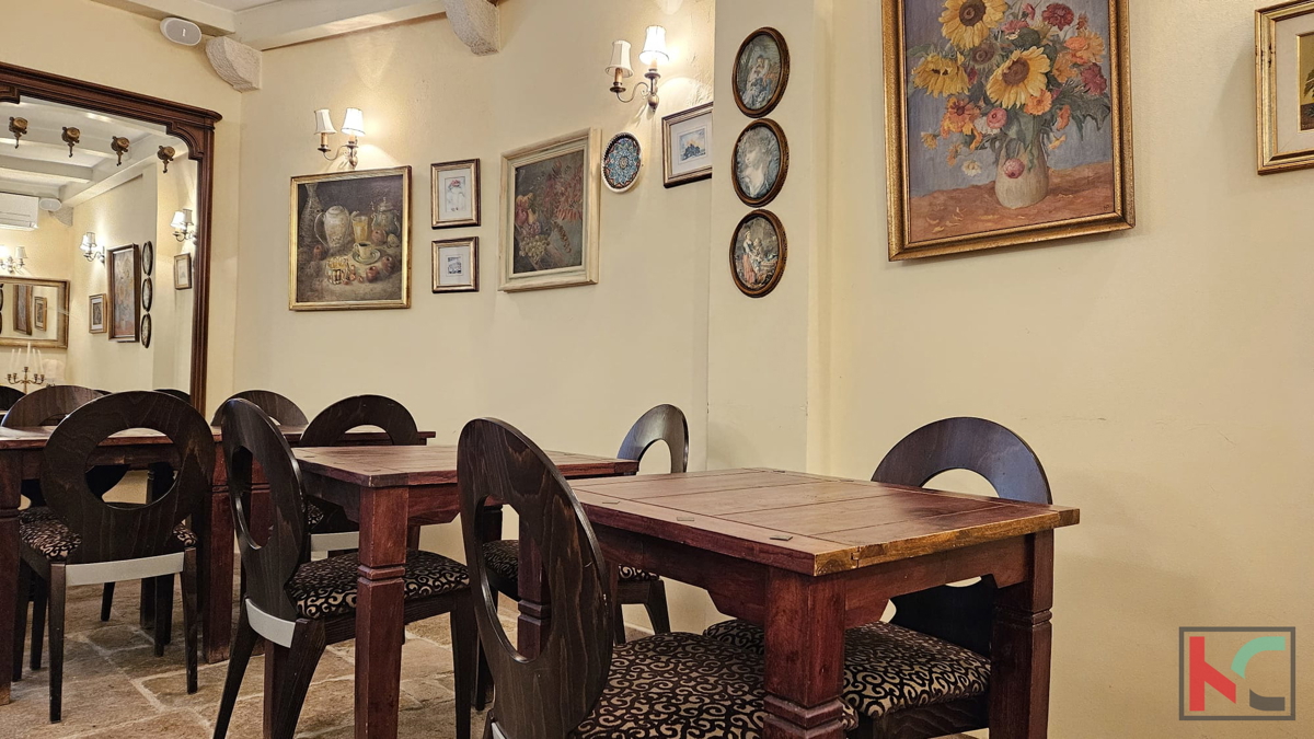 Rovinj, restavracija v središču Rovinja #razprodaja