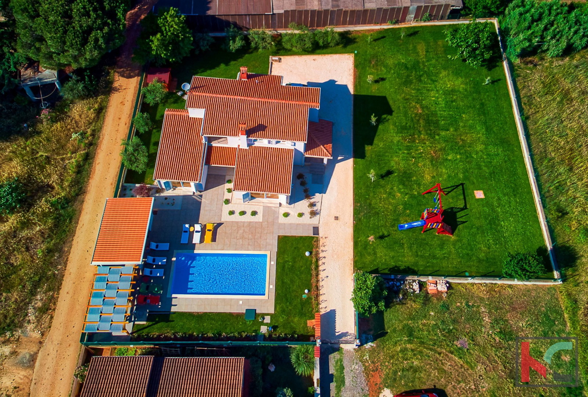 Istra, Pula, Štinjan, počitniška vila 220 m2, #prodaja
