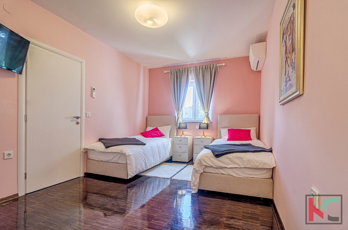Istra, Pula, Štinjan, počitniška vila 220 m2, #prodaja
