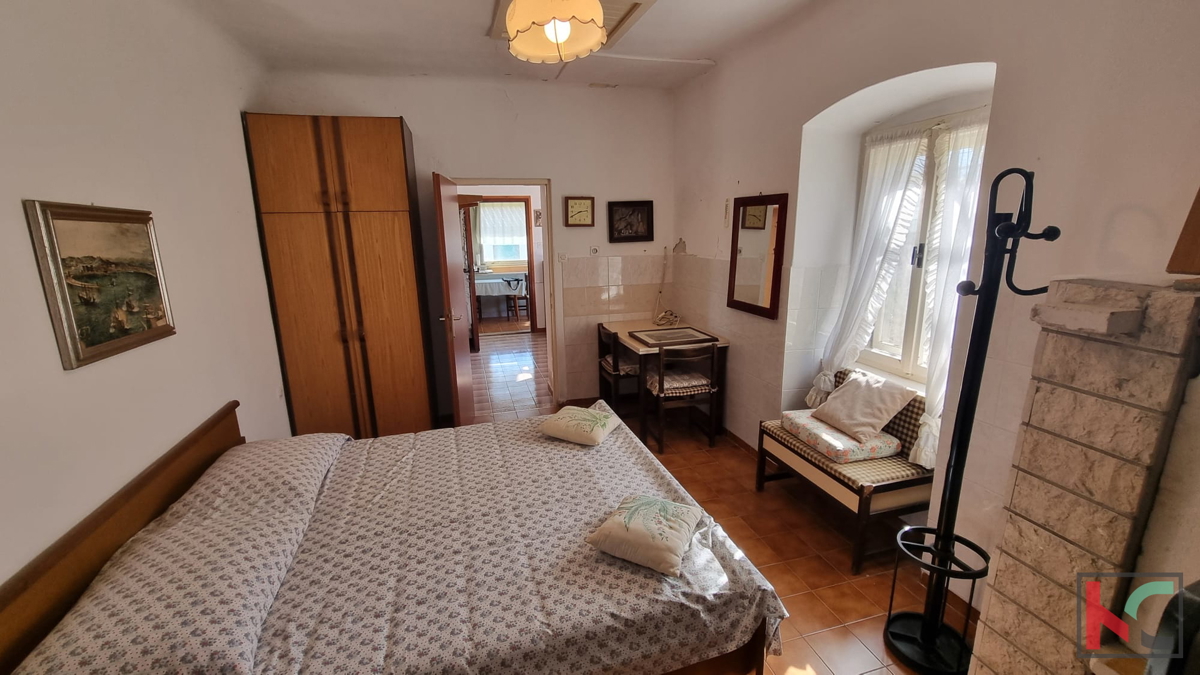 Istra, Banjole, hiša 48m2 na 125m2 vrta, za adaptacijo, #prodaja