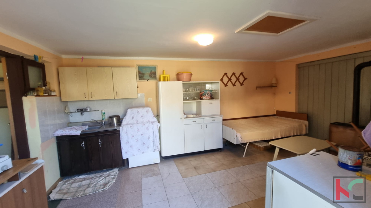 Istra, Banjole, hiša 48m2 na 125m2 vrta, za adaptacijo, #prodaja