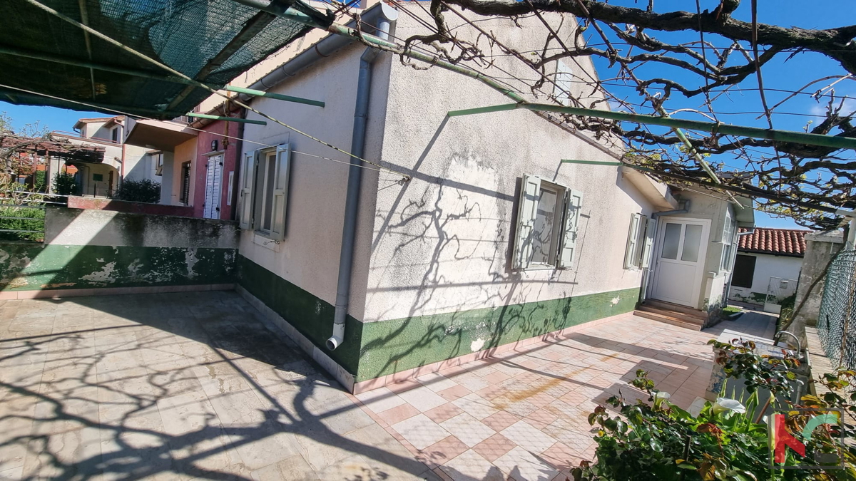 Istra, Banjole, hiša 48m2 na 125m2 vrta, za adaptacijo, #prodaja