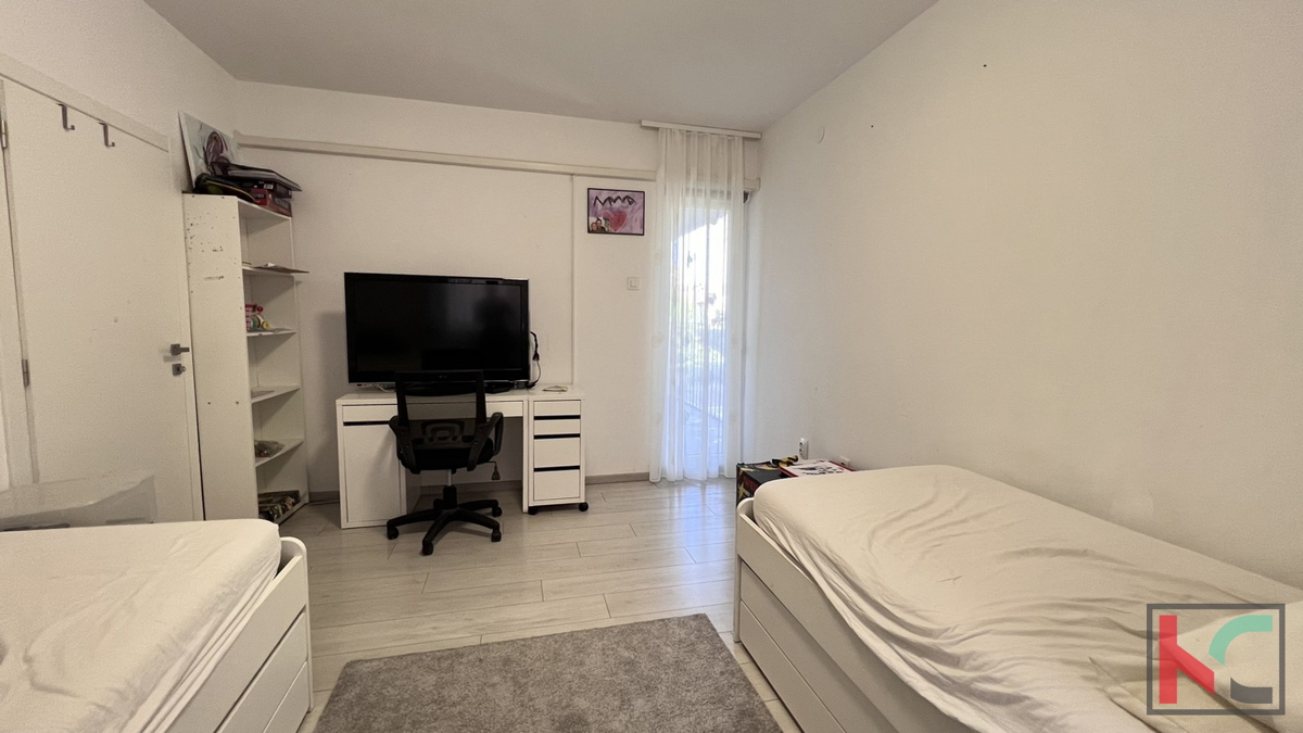 Stanovanje, Veruda, popolnoma prenovljeno trisobno stanovanje na idealni lokaciji #prodaja