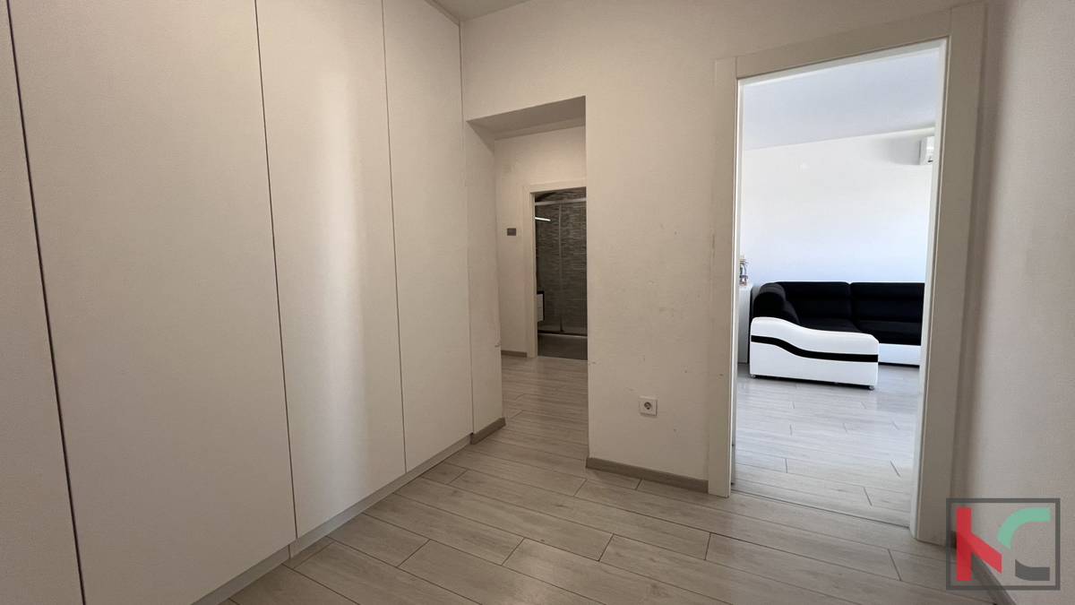 Stanovanje, Veruda, popolnoma prenovljeno trisobno stanovanje na idealni lokaciji #prodaja