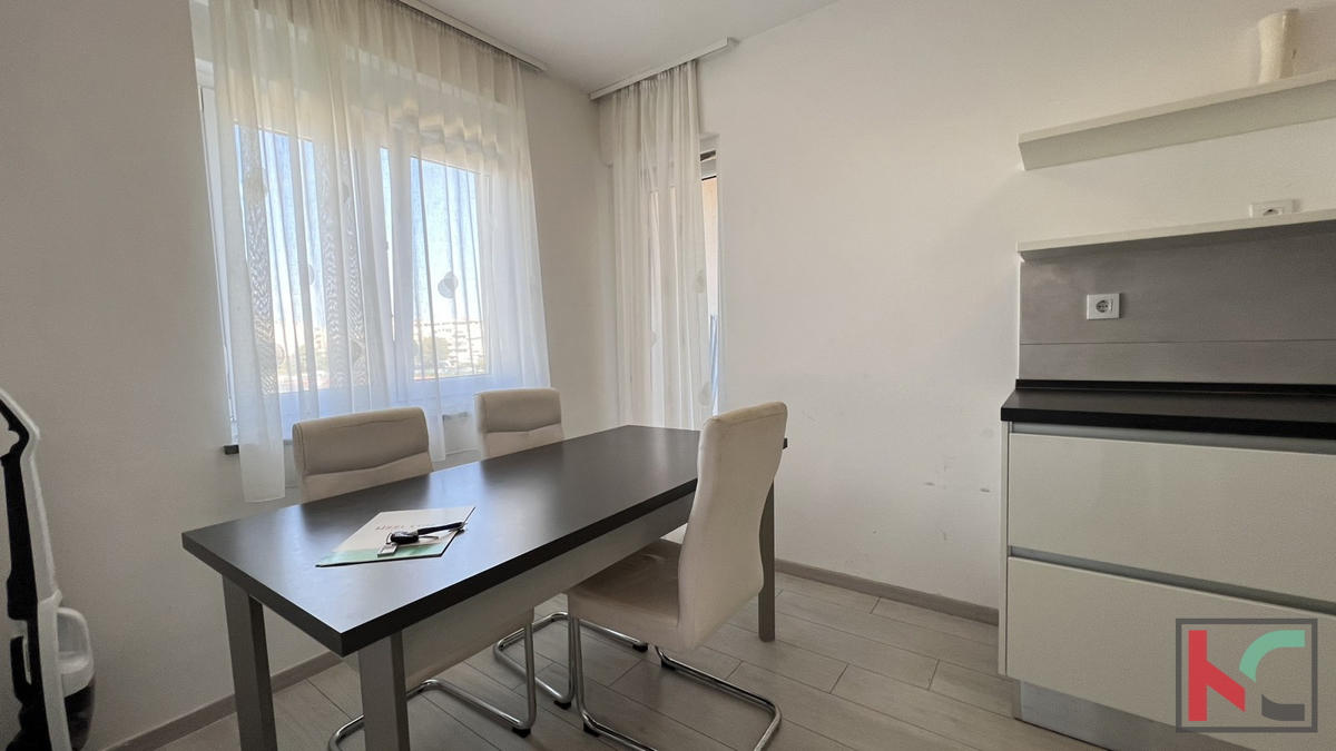 Stanovanje, Veruda, popolnoma prenovljeno trisobno stanovanje na idealni lokaciji #prodaja