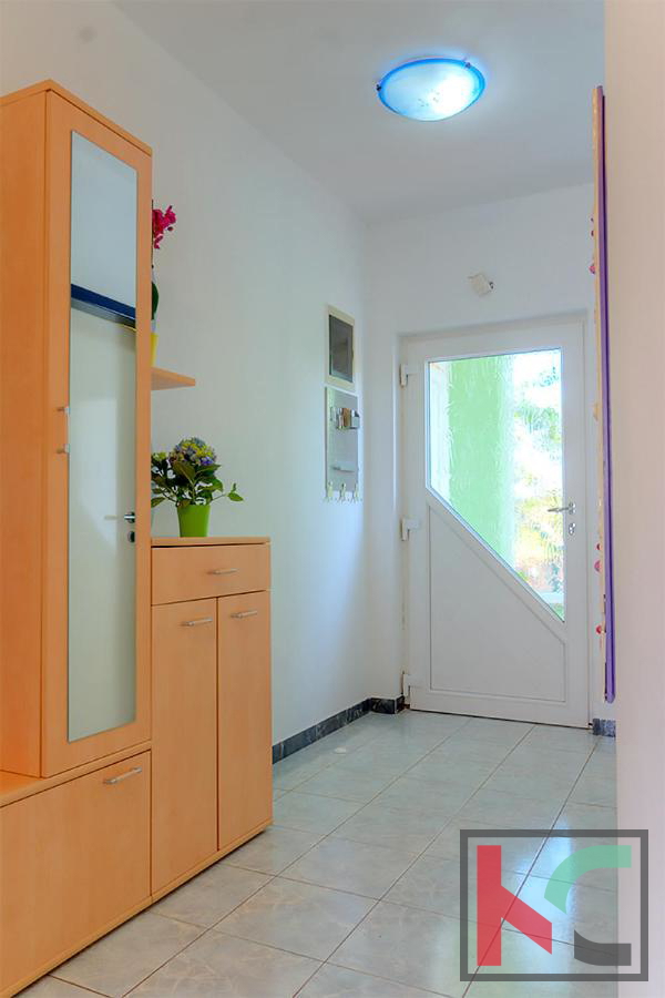 Pula, Busoler, hiša z dvema apartmajema na parceli 1040m2 #prodaja