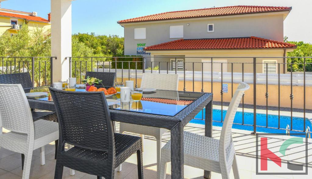 Istria, Labin, dovolenkový dom 182 m2 s bazénom a výhľadom na more, # na predaj