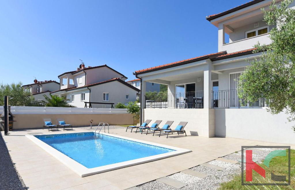 Istria, Labin, dovolenkový dom 182 m2 s bazénom a výhľadom na more, # na predaj