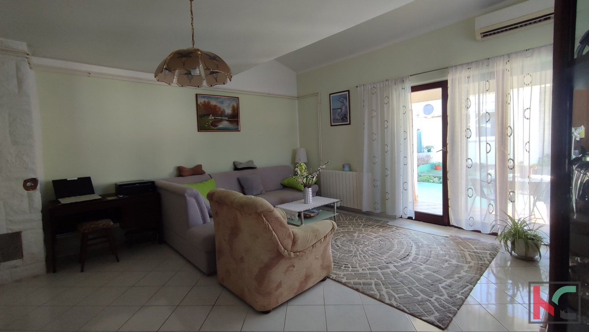Istra, Vidikovac, hiša z dvoriščem in dodatnim apartmajem, zahtevana lokacija #prodaja