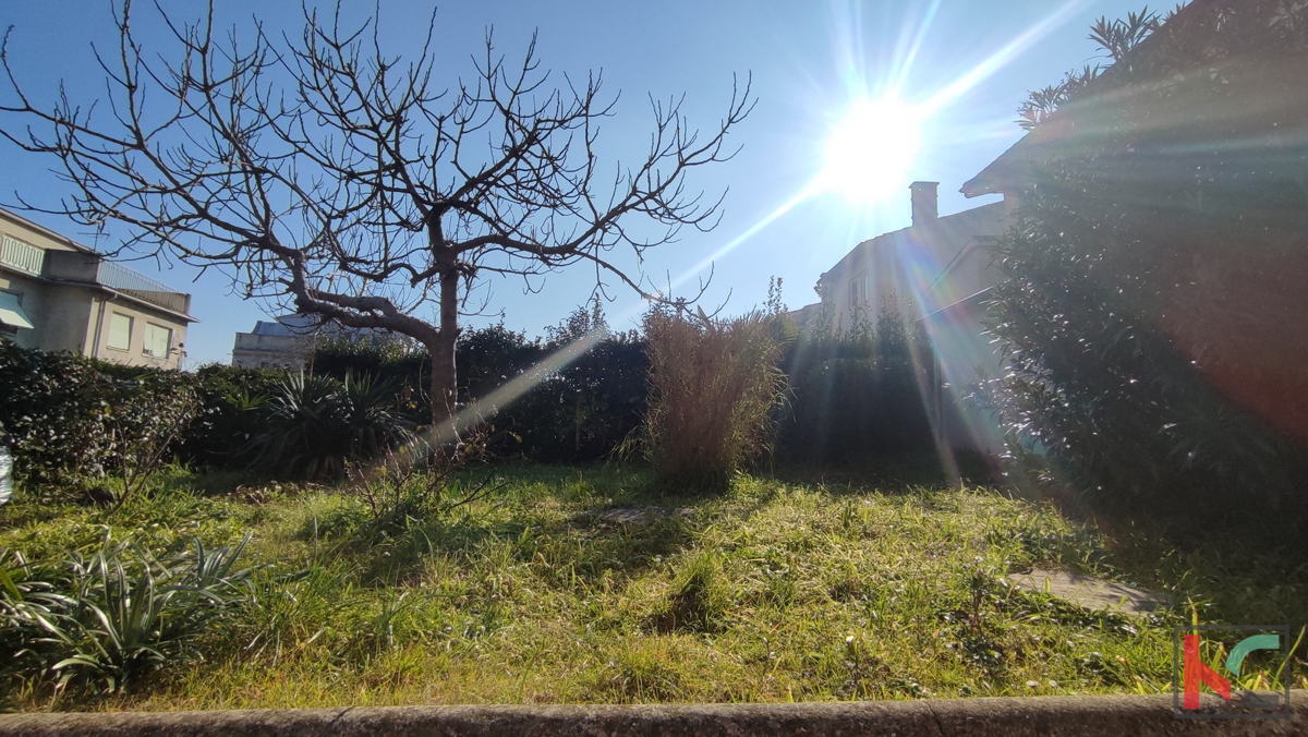 Istra, Vidikovac, hiša z dvoriščem in dodatnim apartmajem, zahtevana lokacija #prodaja