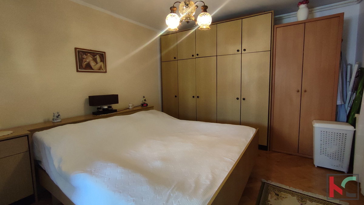 Istra, Vidikovac, hiša z dvoriščem in dodatnim apartmajem, zahtevana lokacija #prodaja