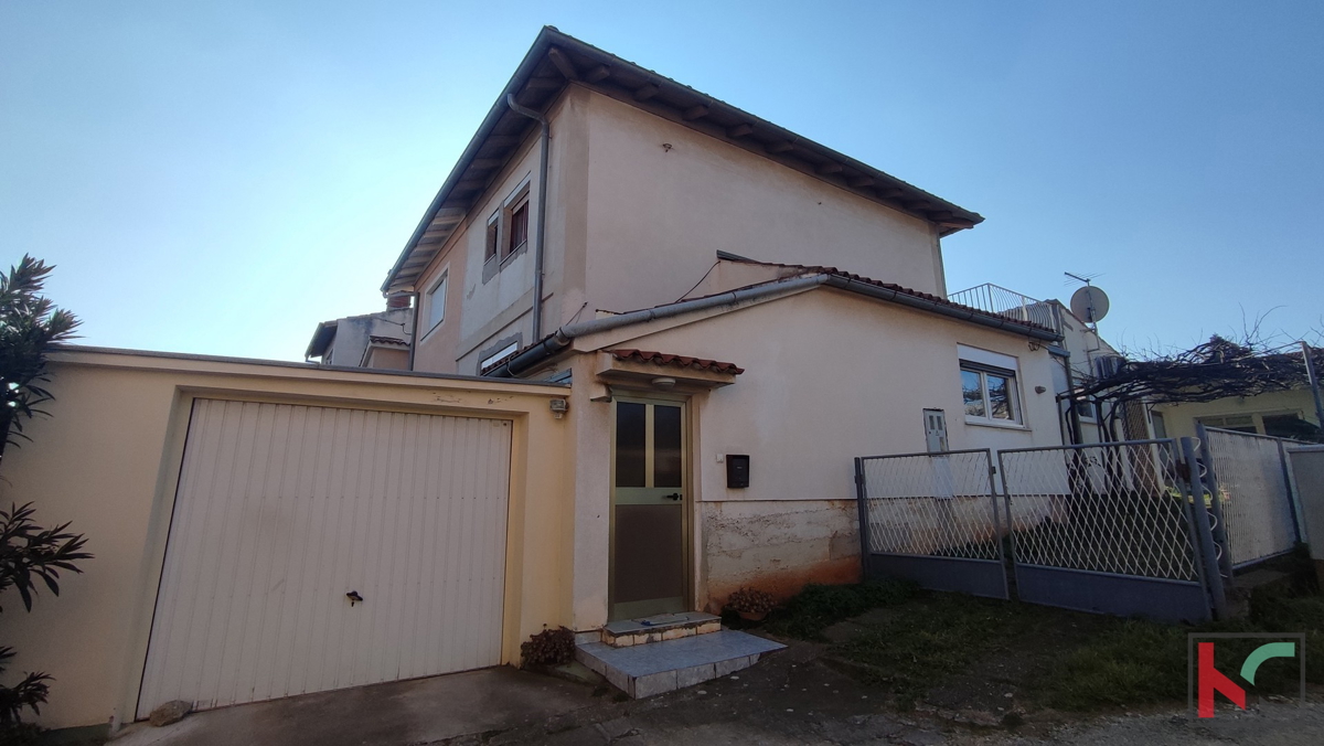 Istra, Vidikovac, hiša z dvoriščem in dodatnim apartmajem, zahtevana lokacija #prodaja