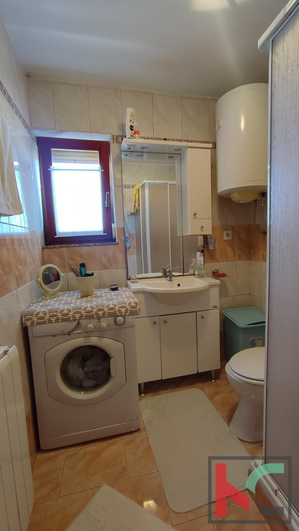 Istra, Vidikovac, hiša z dvoriščem in dodatnim apartmajem, zahtevana lokacija #prodaja