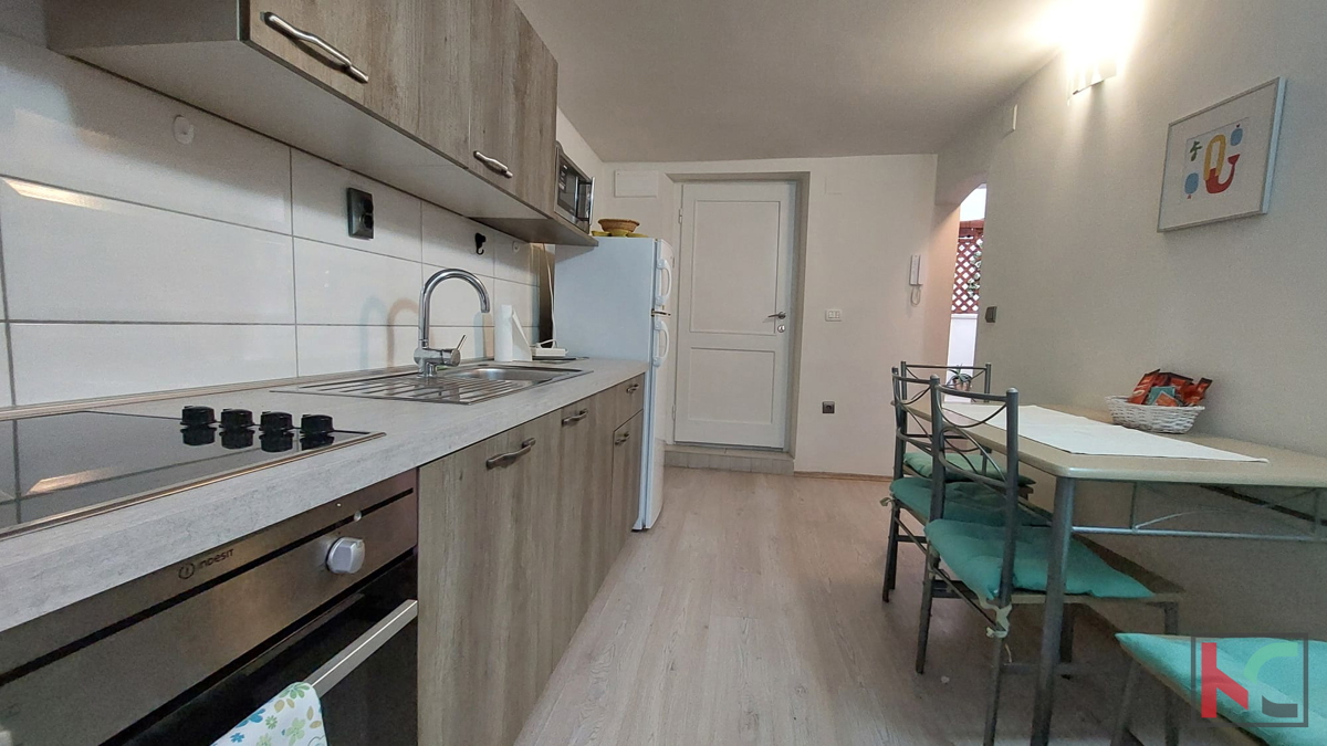 Pula, Center, stanovanje 37,35 m2 z lepo teraso, #prodaja