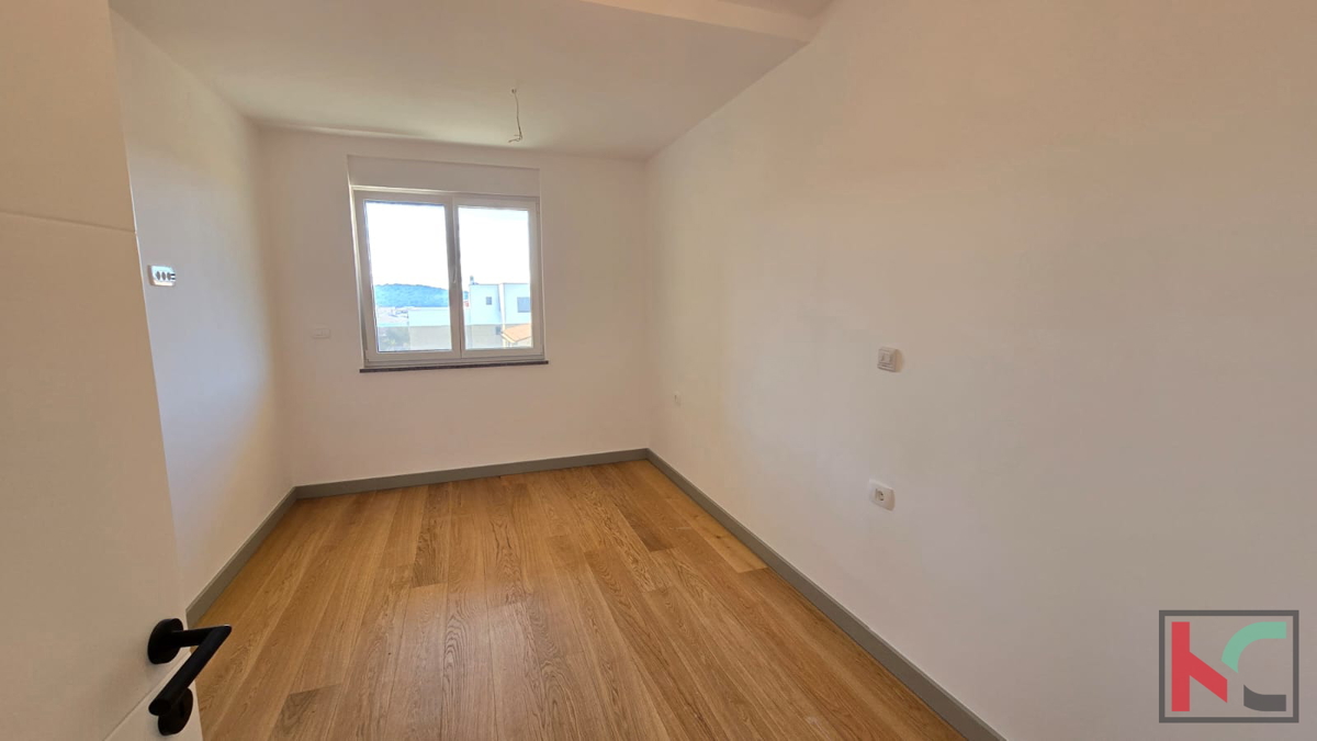 ISTRA, BANJOLE, APARTMA 108,36 S POGLEDOM NA MORJE, #PRODAJA