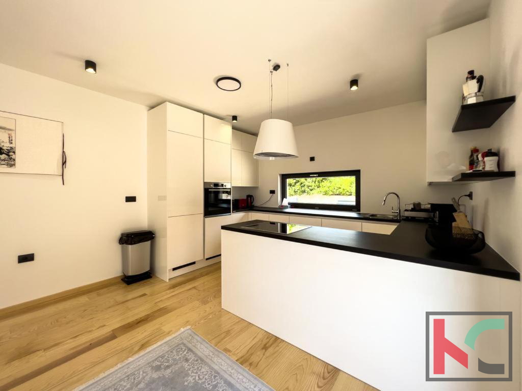 ISTRA, LIŽNJAN, VILA S BAZENOM #PRODAJA