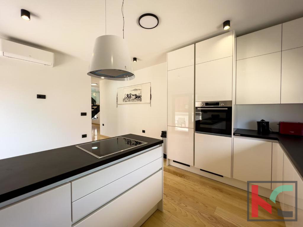 ISTRA, LIŽNJAN, VILA S BAZENOM #PRODAJA