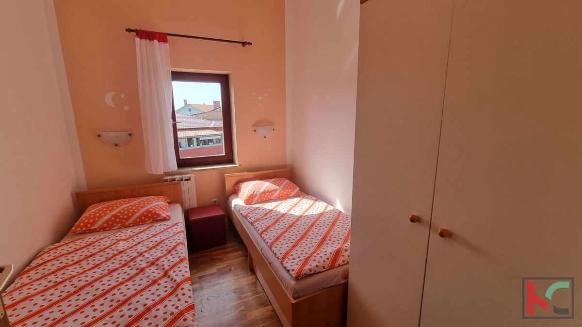 Istra, Fažana, hiša s 5 apartmaji in pogledom na morje