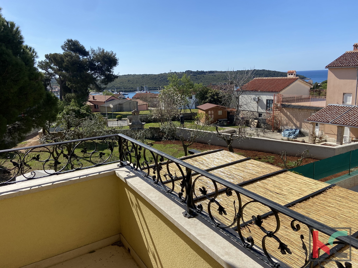 Istra, Banjole, lepa vila z bazenom, 300m od plaže
