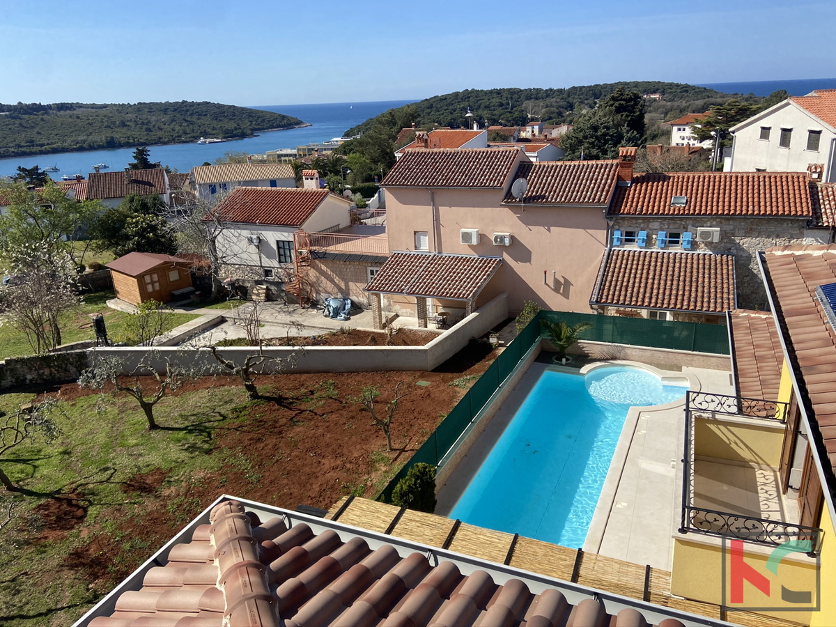Istra, Banjole, lepa vila z bazenom, 300m od plaže
