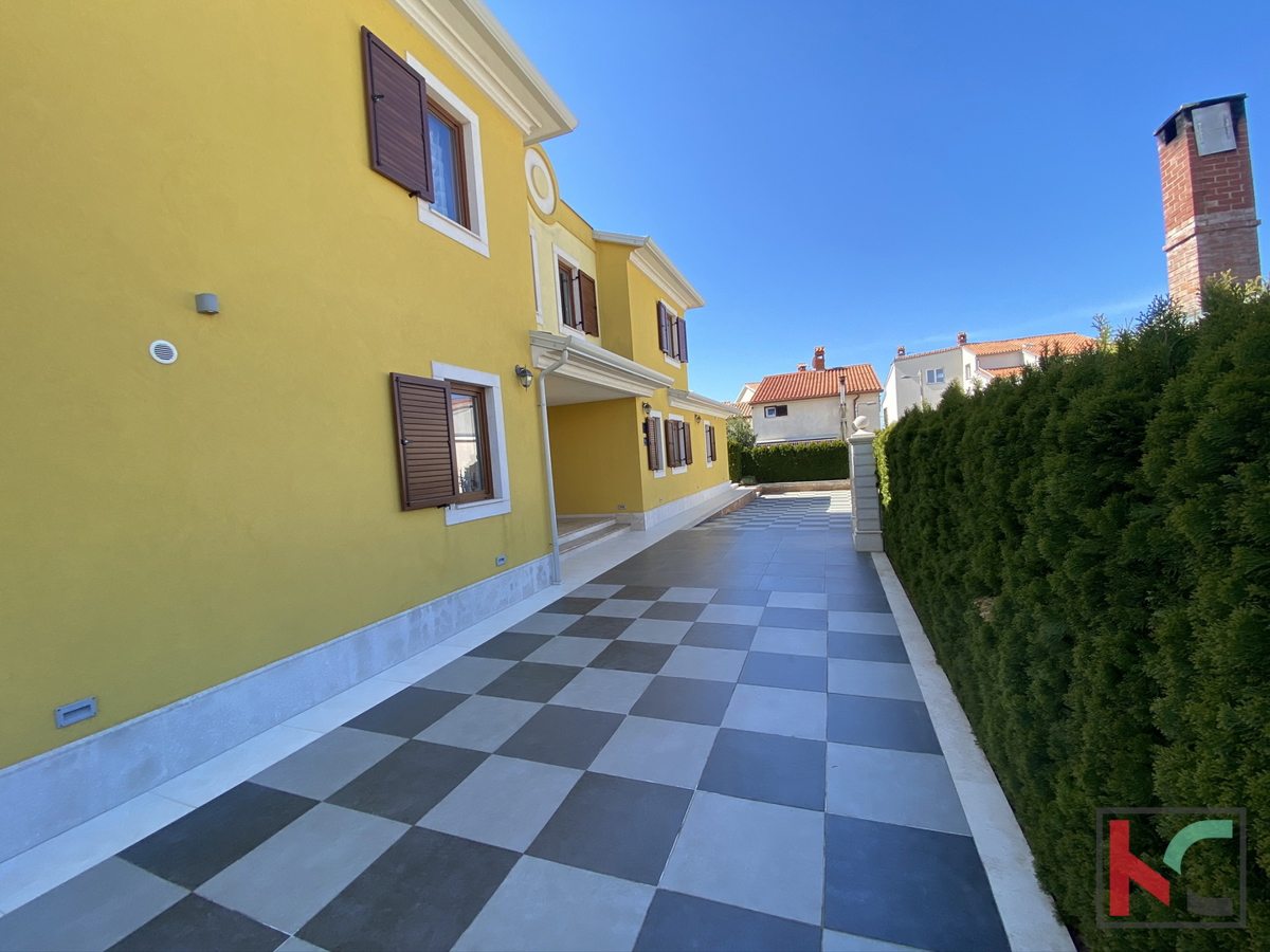 Istra, Banjole, lepa vila z bazenom, 300m od plaže