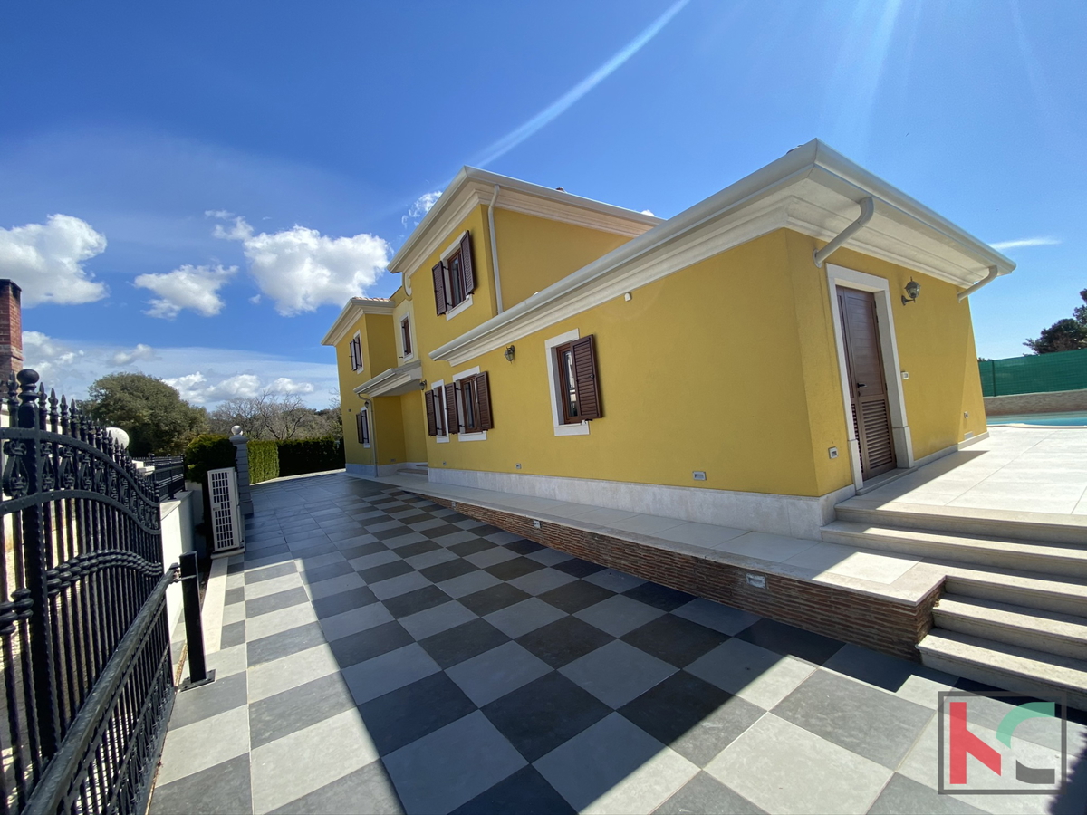 Istra, Banjole, lepa vila z bazenom, 300m od plaže