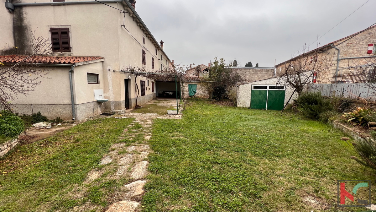 Istra, Svetvinčenat, Hiša, 136 m2 s potencialom na lepi parceli #prodaja