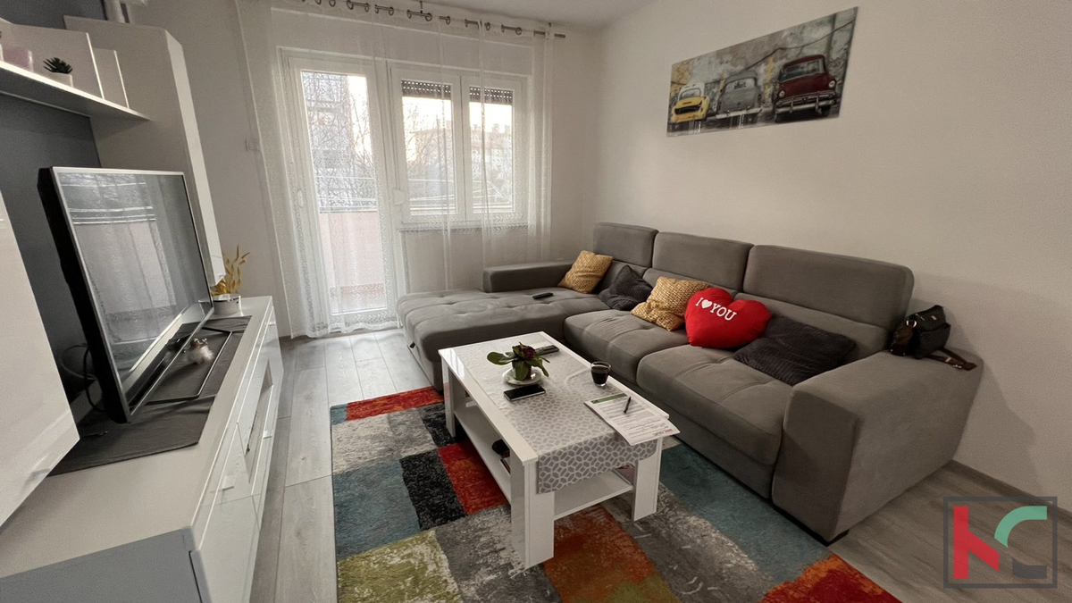 Pula, Stoja, trisobno družinsko stanovanje, 60 m2, popolnoma prenovljeno na idealni lokaciji #prodaja