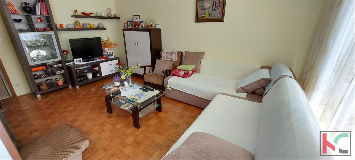 Pula, Stoja pritličje stanovanje 77m2 z vrtom 30m2