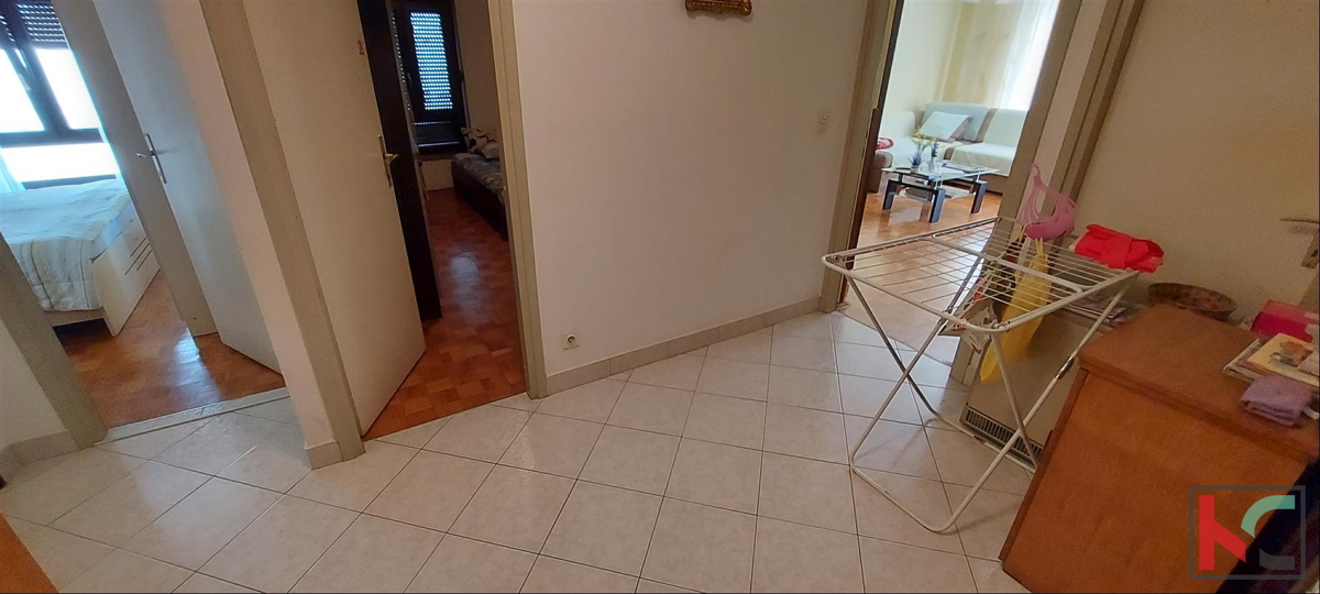 Pula, Stoja pritličje stanovanje 77m2 z vrtom 30m2