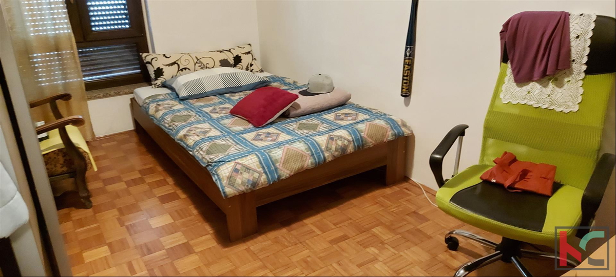 Pula, Stoja pritličje stanovanje 77m2 z vrtom 30m2