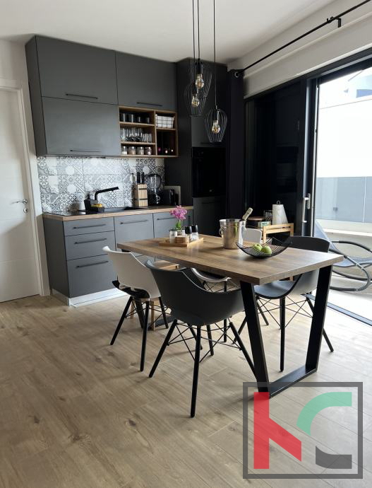 Istra, Banjole, apartma 61,76 m2 z zasebnim bazenom, prva vrsta do morja #prodaja