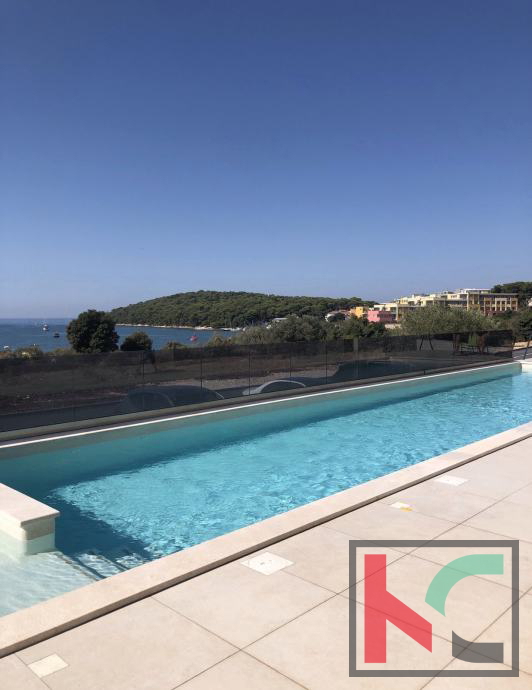 Istra, Banjole, apartma 61,76 m2 z zasebnim bazenom, prva vrsta do morja #prodaja