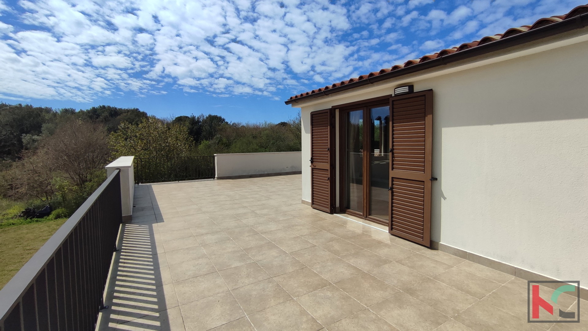 Istra, Rovinj, hiša s tremi apartmaji blizu morja in plaže, #prodaja