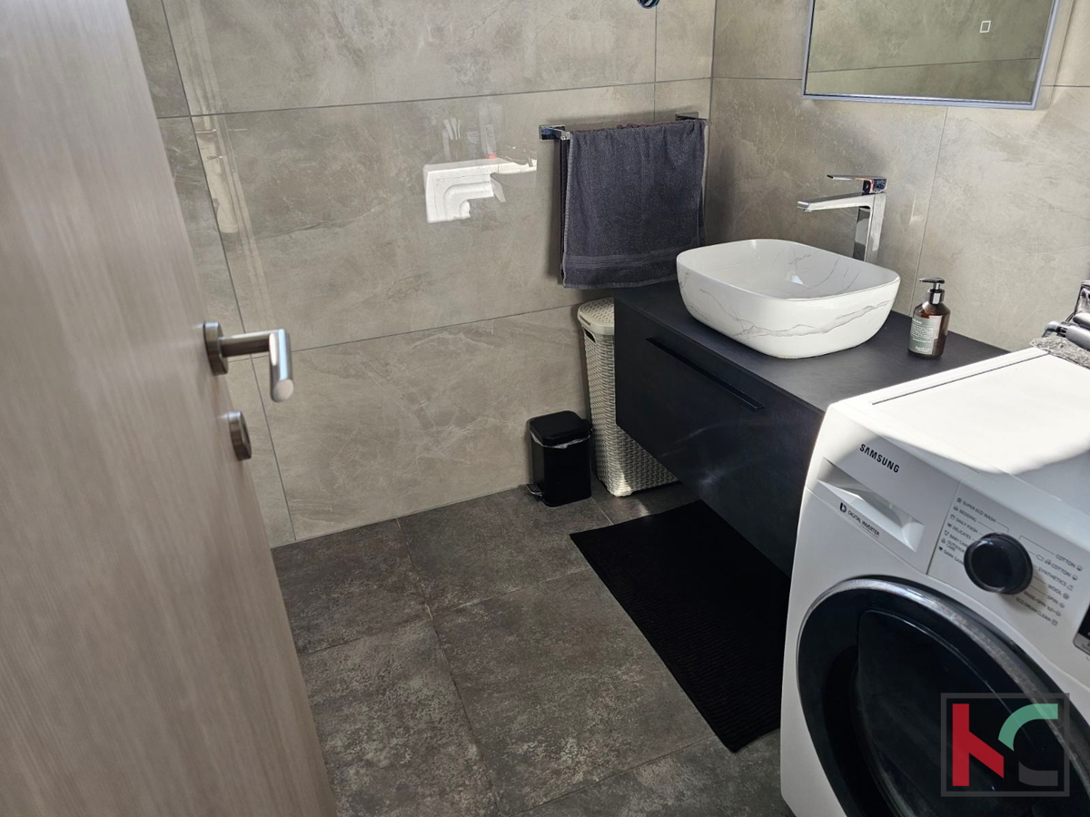 Pula, Širi Centar, udobno družinsko stanovanje na odlični lokaciji #prodaja